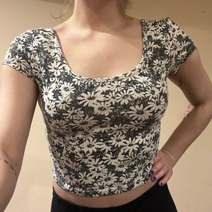 Gray Crop Too with White Flowers